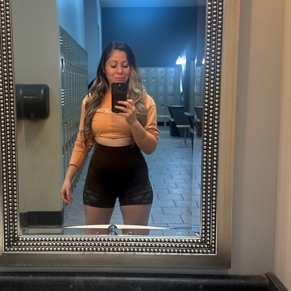 Alphalete crop top - Picture 6 of 6